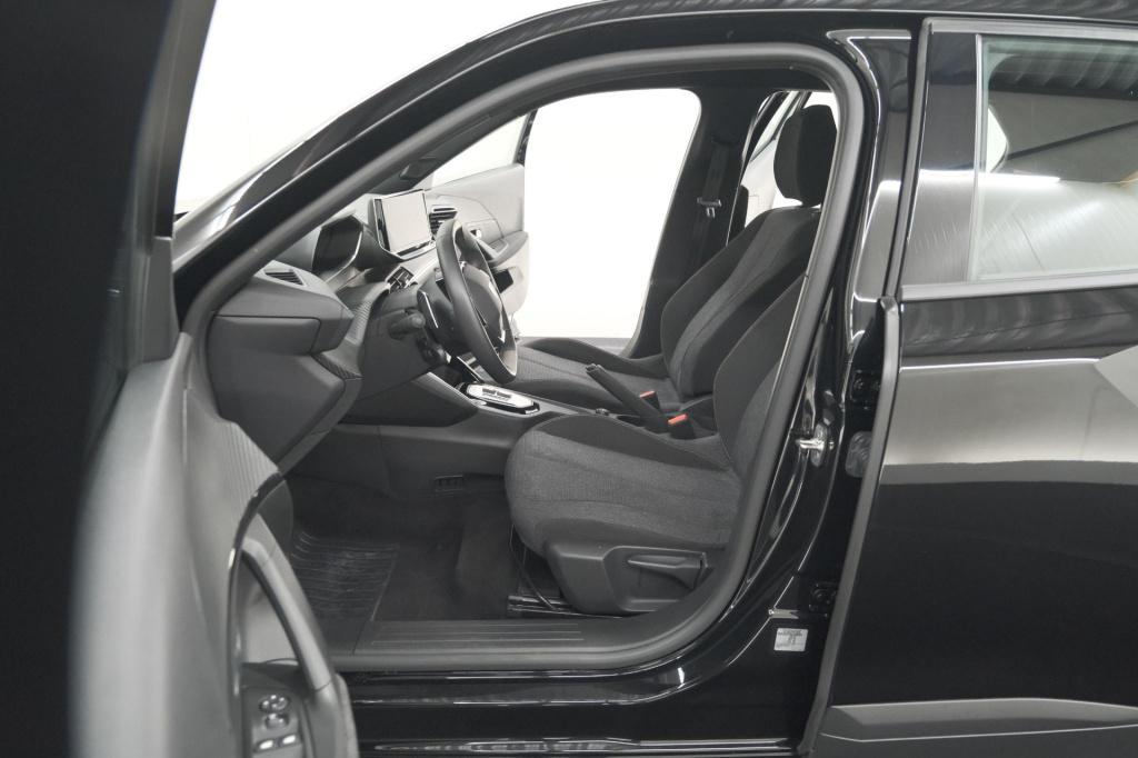 Peugeot 2008 1.2 hybrid 136 style | apple carplay | parkeersensoren | clima