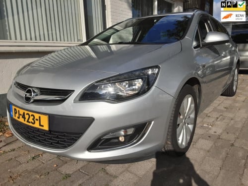 Opel Astra sports tourer 1.4 business +