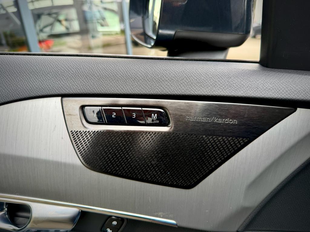Volvo XC90 2.0 t8 recharge awd inscription luchtvering