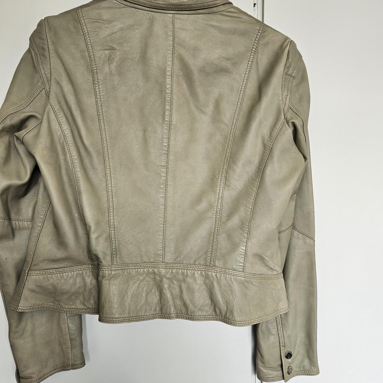 Mooi licht olijfgroen schapenleren jasje