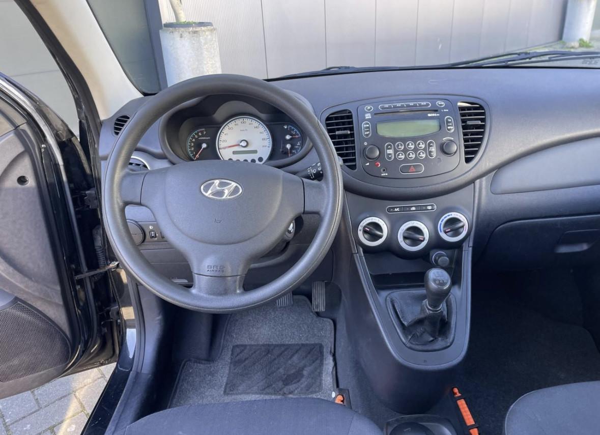 Hyundai i10 1.1 I 5DR 2008 Zwart | NAP | 69.646 KM NAP