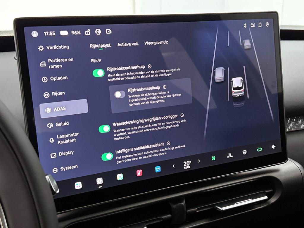 Leapmotor B03x promax design 53 kwh  voorraad | galaxy silver | 382 km wltp