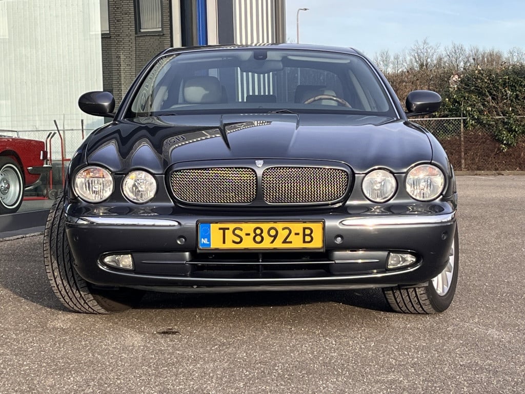 Jaguar Xj 3.0 v6 sport
