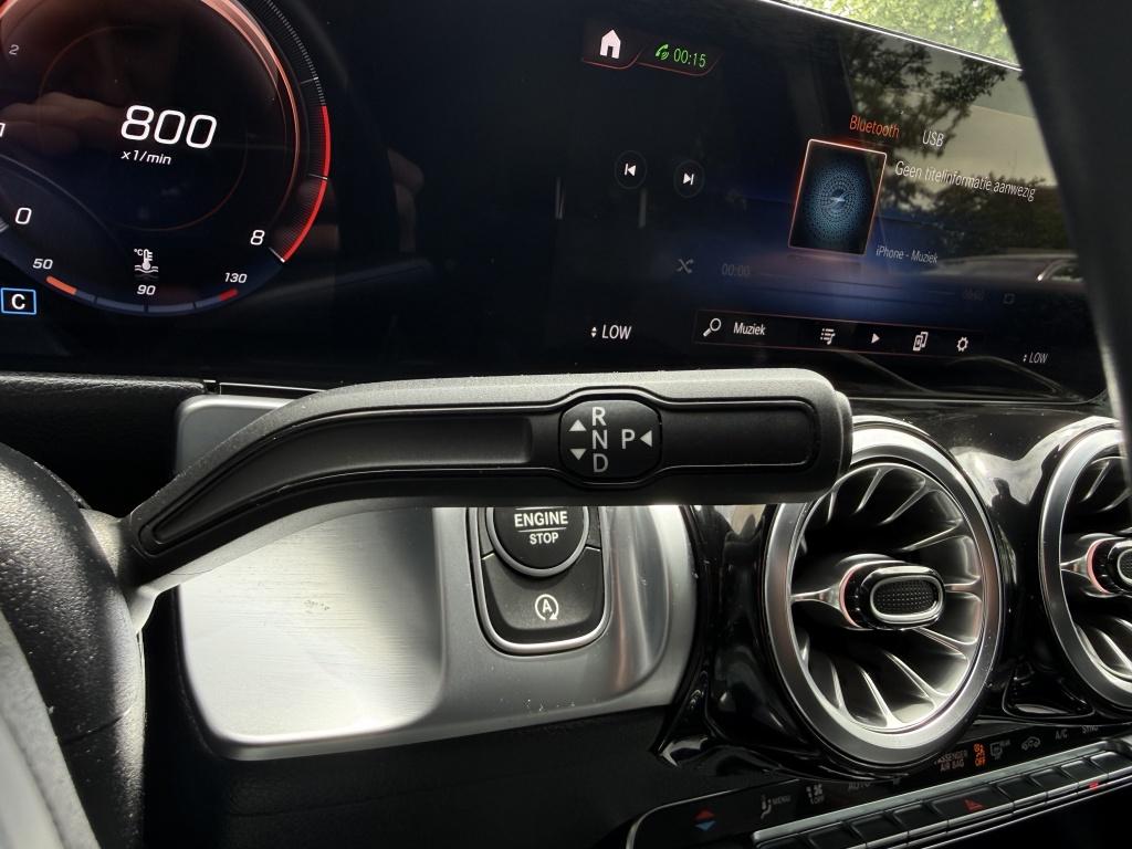 Mercedes-Benz Glb 180 amg line - 7 persoons - origineel nl -