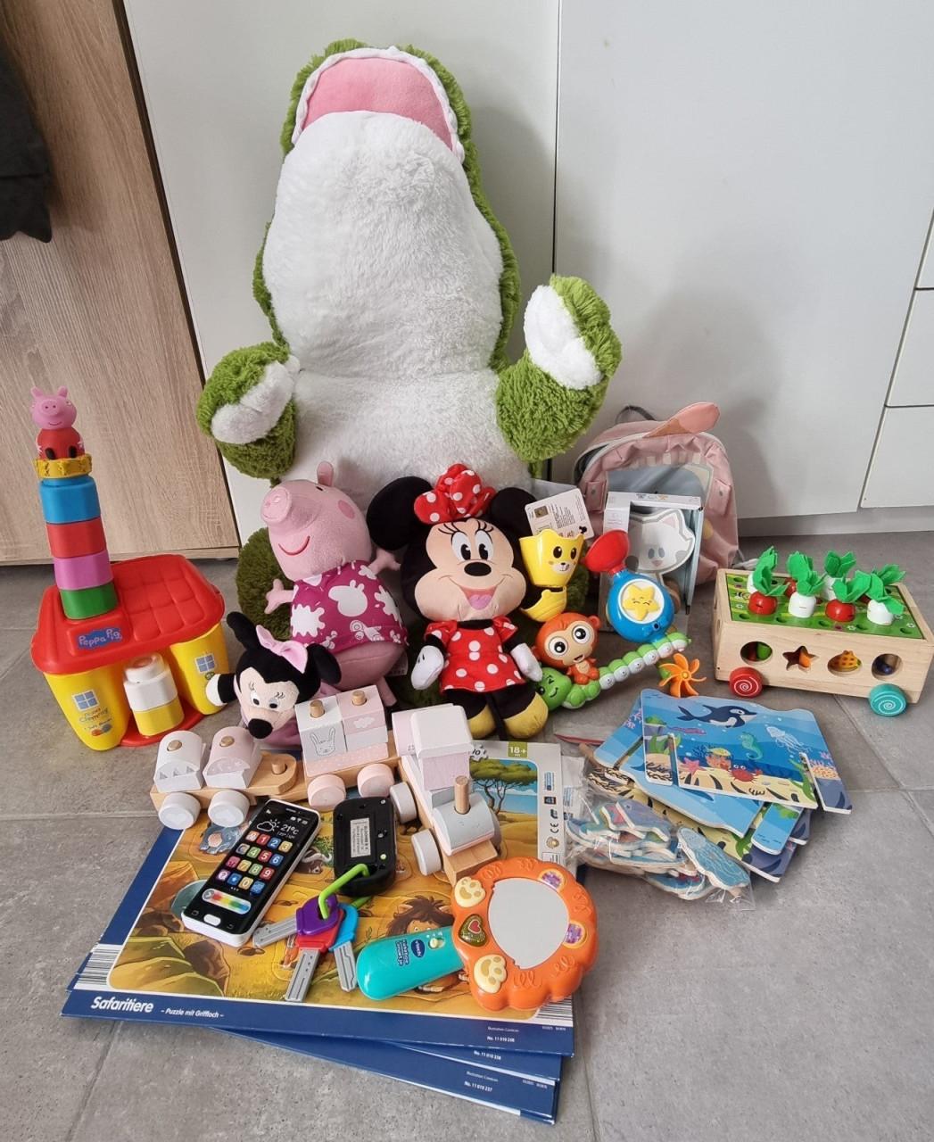 Grote speelgoedbundel: knuffels, puzzels en meer