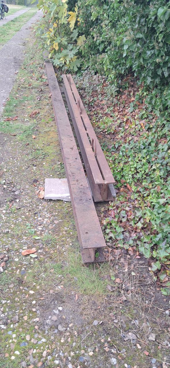 Stalen balk HEA 140 / 7 meter