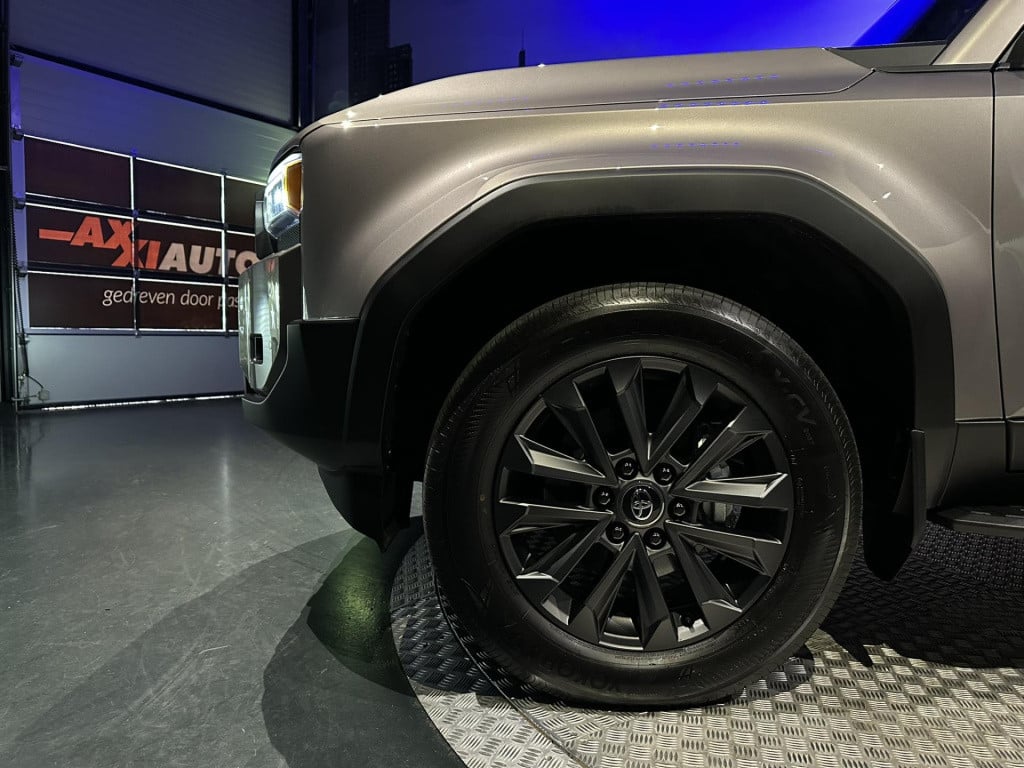 Toyota Land Cruiser 2.8 d-4d standard roof window van professional *origine