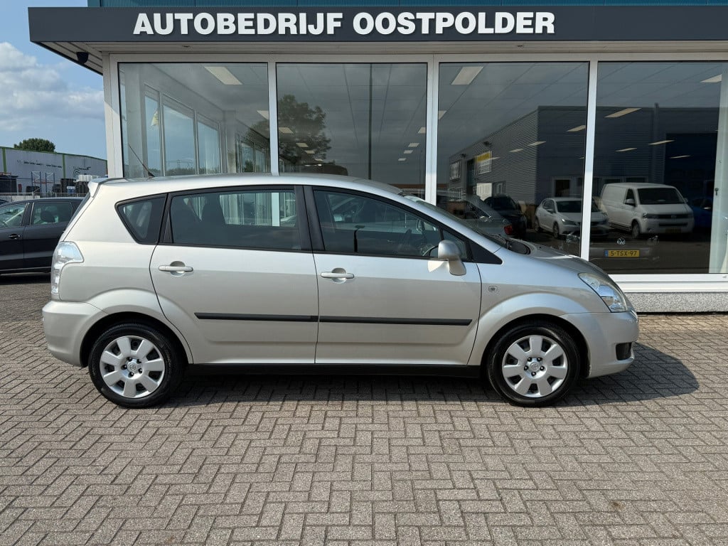 Toyota Corolla Verso 1.6 vvt-i terra