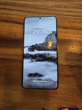 Samsung s22 plus 'gereserveerd'
