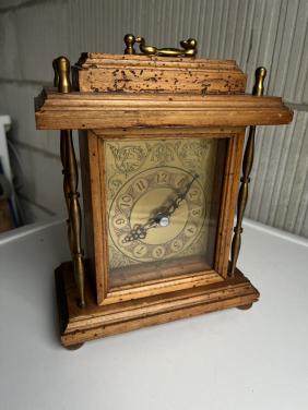 Tafelklok werkt uitstekend