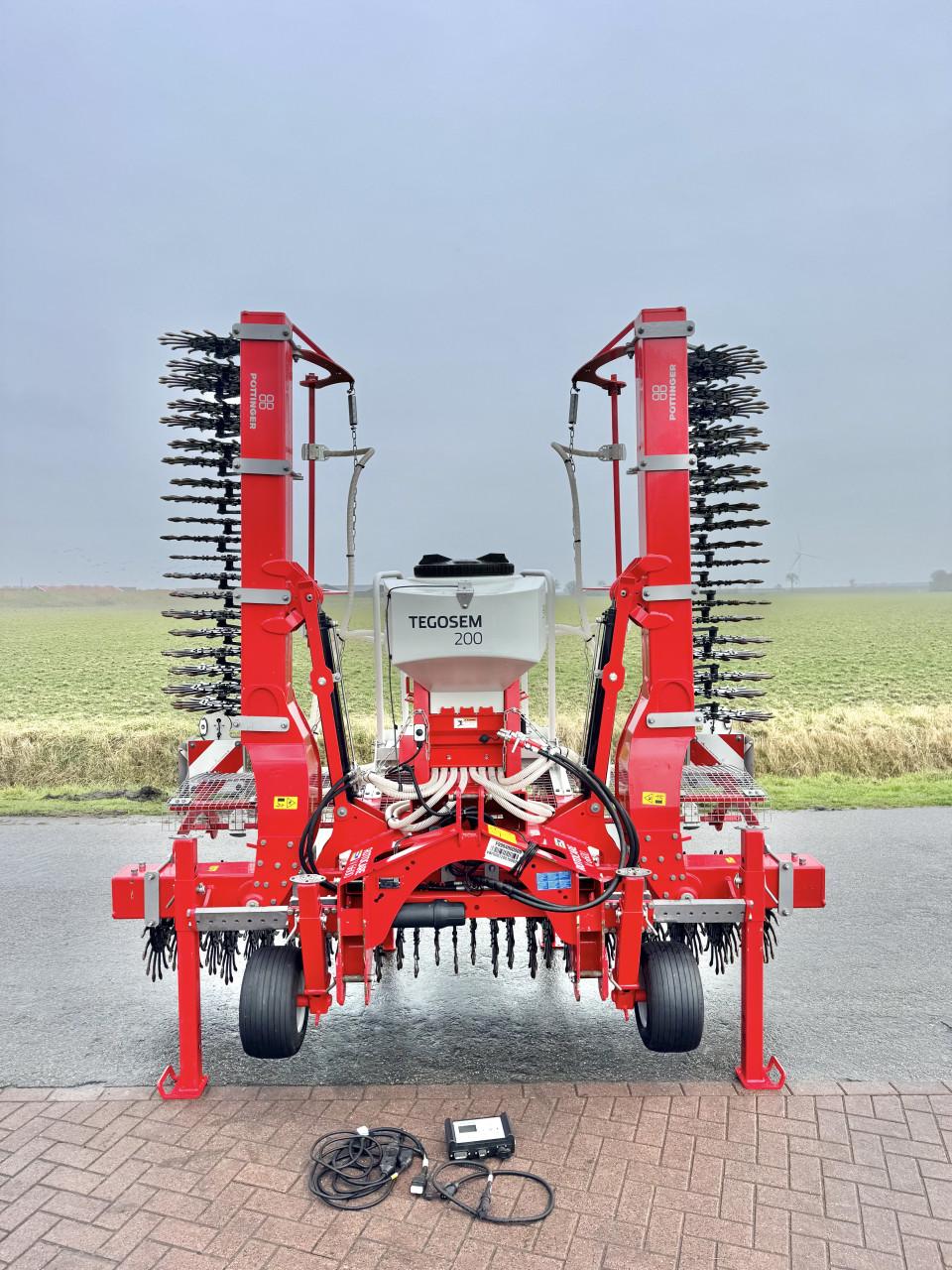 Pottinger Rotocare V6600 & Pottinger Tegosem 200 zaaibak
