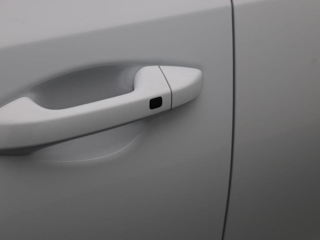 Kia Cee'd 1.5 t-gdi gt-line | panoramadak | navigatie | half leder | apple 
