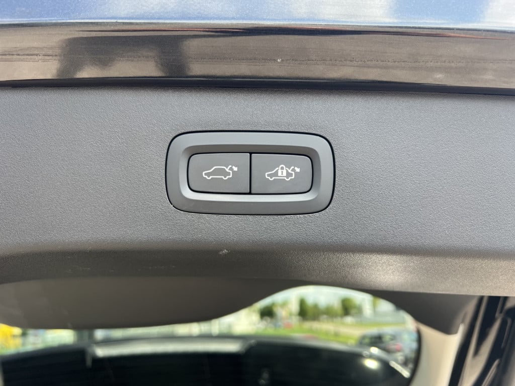Lynk & Co 01 1.5 261pk plug in hybrid , panodak , carplay