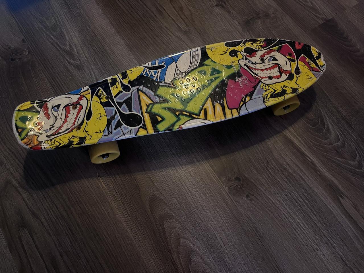 Gratis afhalen; kinder skateboard (60cm)
