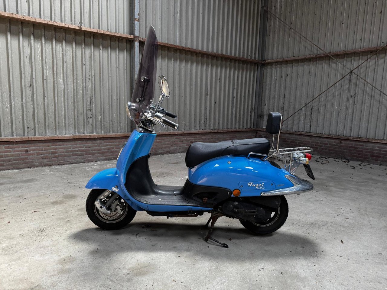 Fosti Retro scooter (FT50QT-E.25)