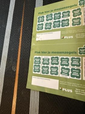 1 volle spaarkaart van de plus voor de messen
