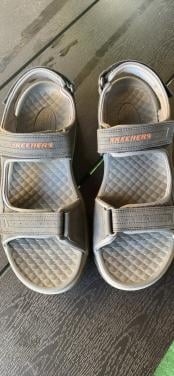 Te koop Skechers sandalen