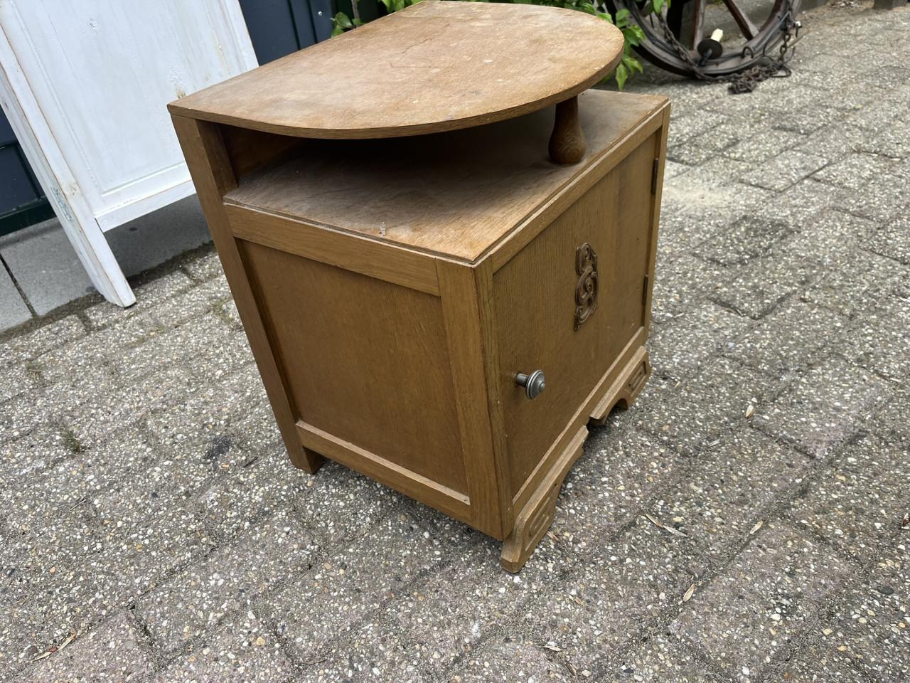 Nachtkastje v hout, jaren 50-60 Vintage