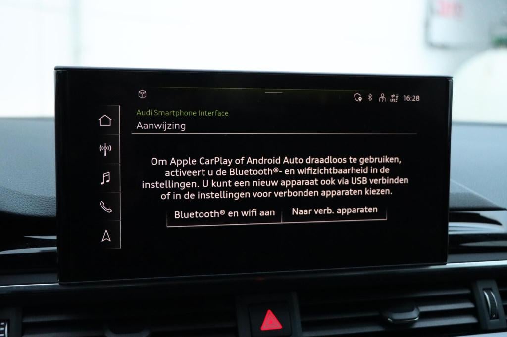 Audi A4 avant 40 tfsi s edition competition 204pk s tronic