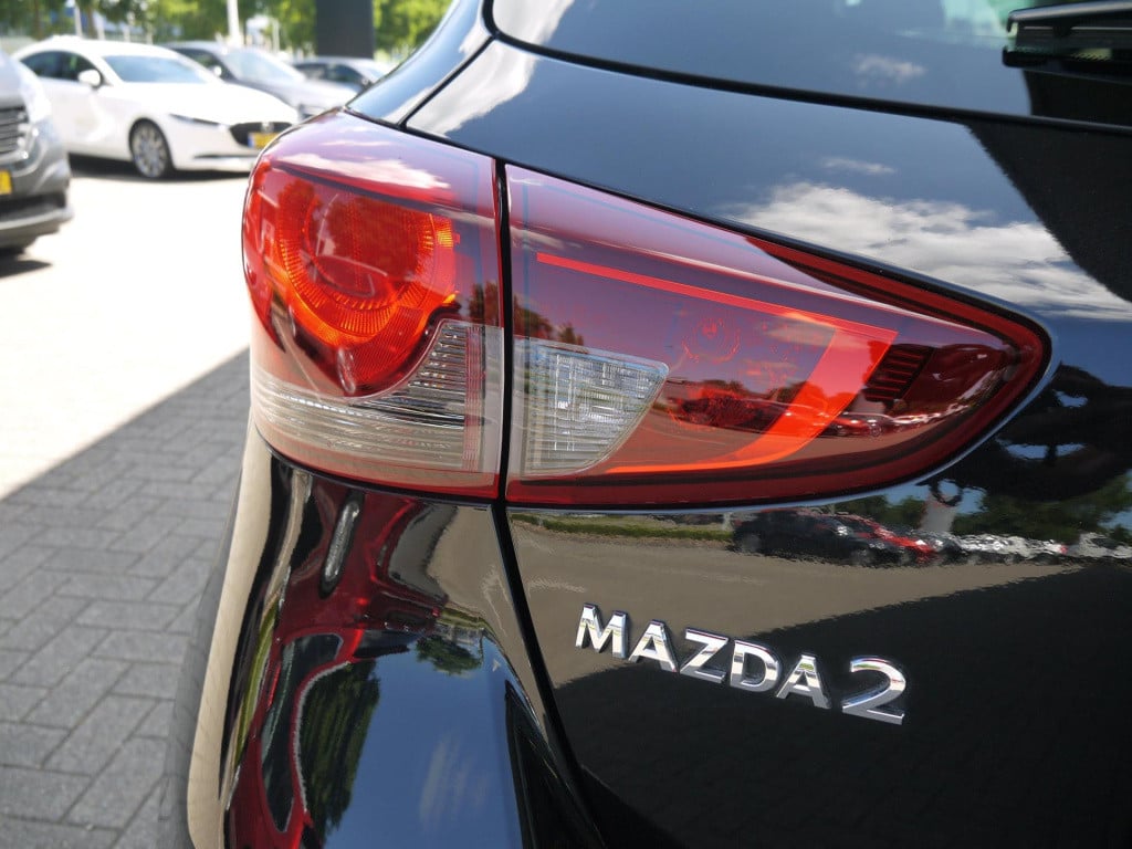 Mazda 2 1.5 skyactiv-g sportive|rijklaar