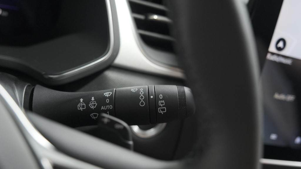 Renault Captur mild hybrid 140 edc techno | 360 camera | 9.3 inch grootsche