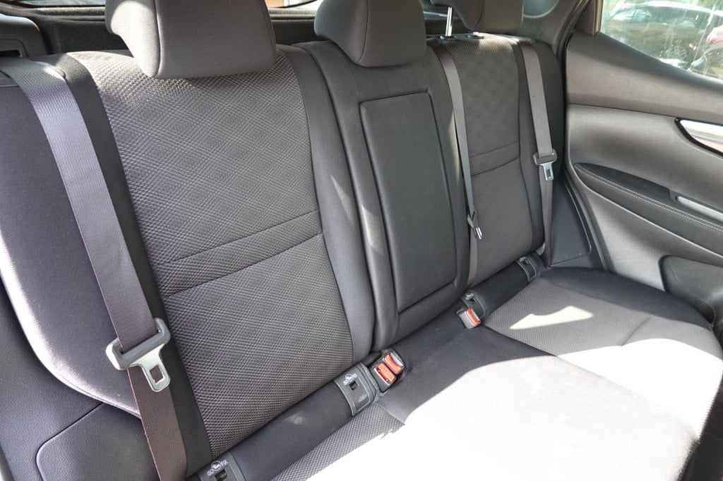 Nissan Qashqai 1.2 connect edition