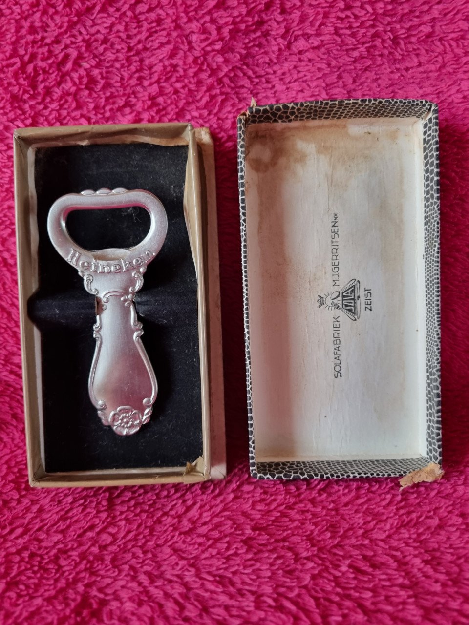 Zeldzame verzilverde Flesopener Heineken uit 1930