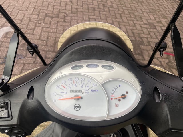 Schitterende SYM FIDDLLE 2 black editon 3300km nu 799 euro