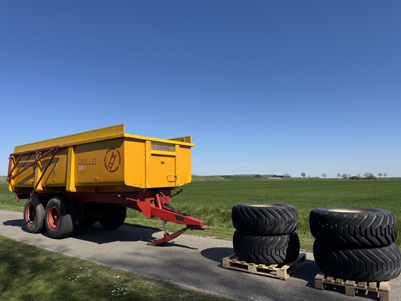 Mullie kipper Bak inhoud: 12, 54 m3