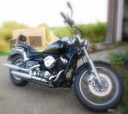 YAMAHA Dragstar XVS650