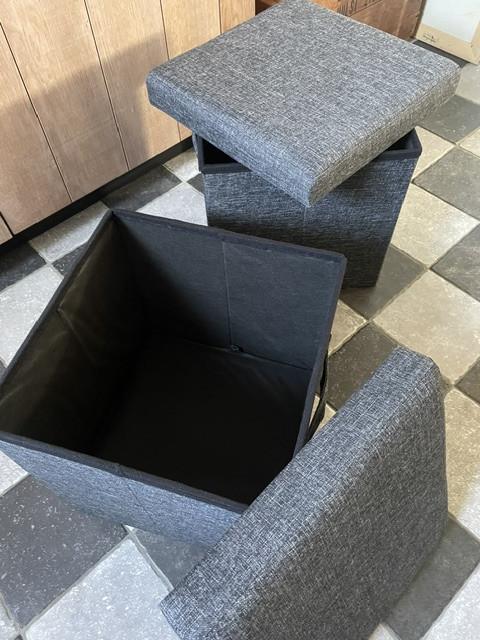 Poefjes met opbergruimte