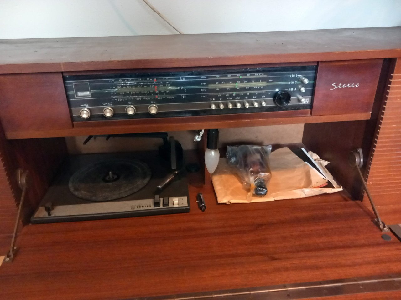 Philips stereo kast jaren '60