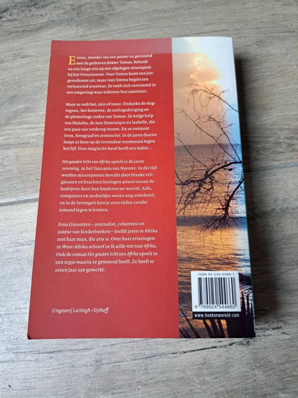 Roman Het gouden licht van Afrika van Erna Gianotten