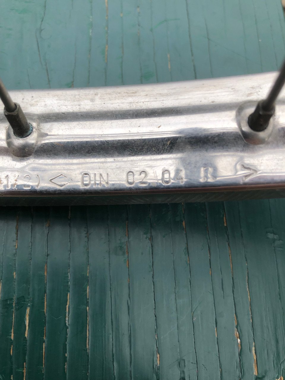 Voorwiel 28x1  1/2.
