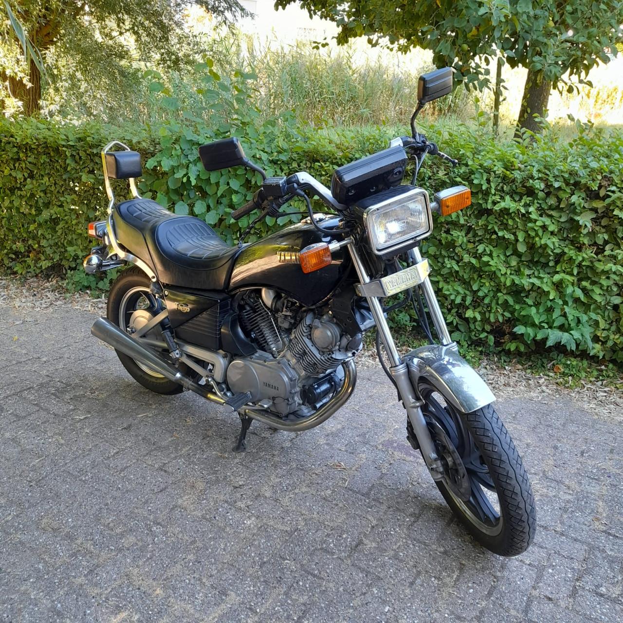 Yamaha Virago 920
