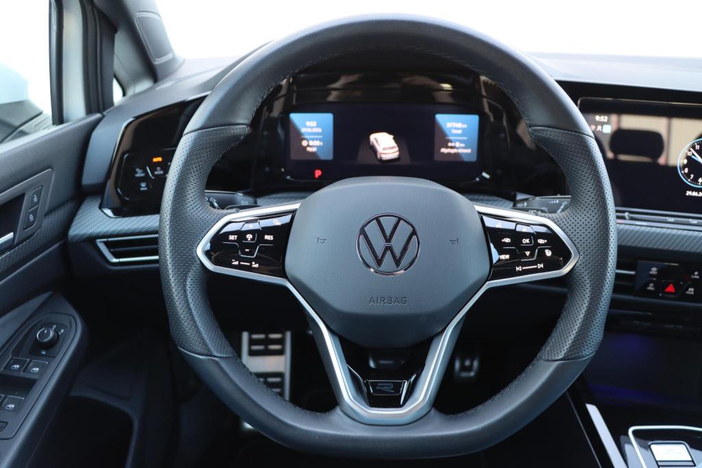 Volkswagen Golf 1.5 etsi r-line 150pk dsg7