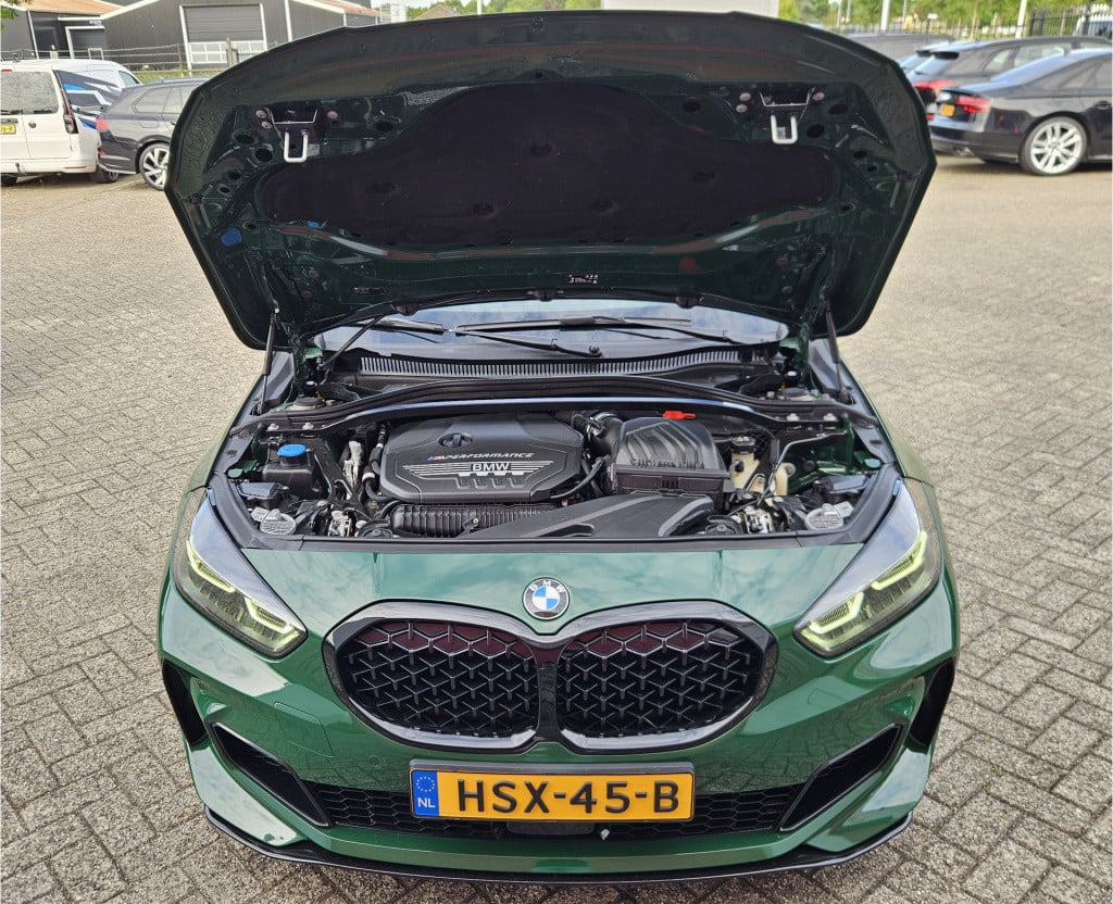 BMW 1 Serie m135i xdrive m-sport pro | irish green