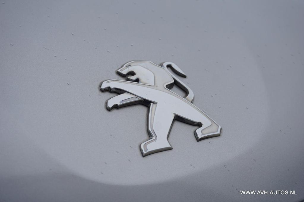 Peugeot 2008 1.2 puretech style