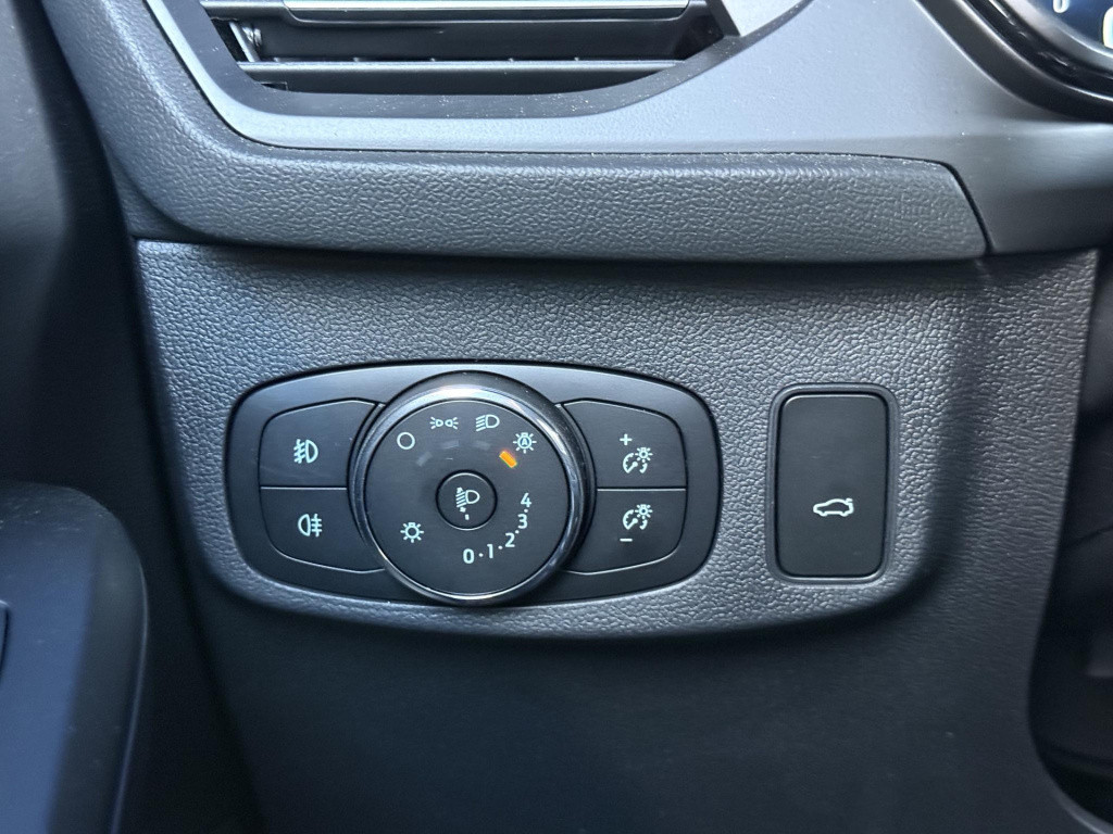 Ford Focus wagon 1.0 ecoboost hybrid st line x | leder interieur | draadloo