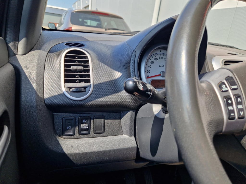 Suzuki Splash 1.0 exclusive
