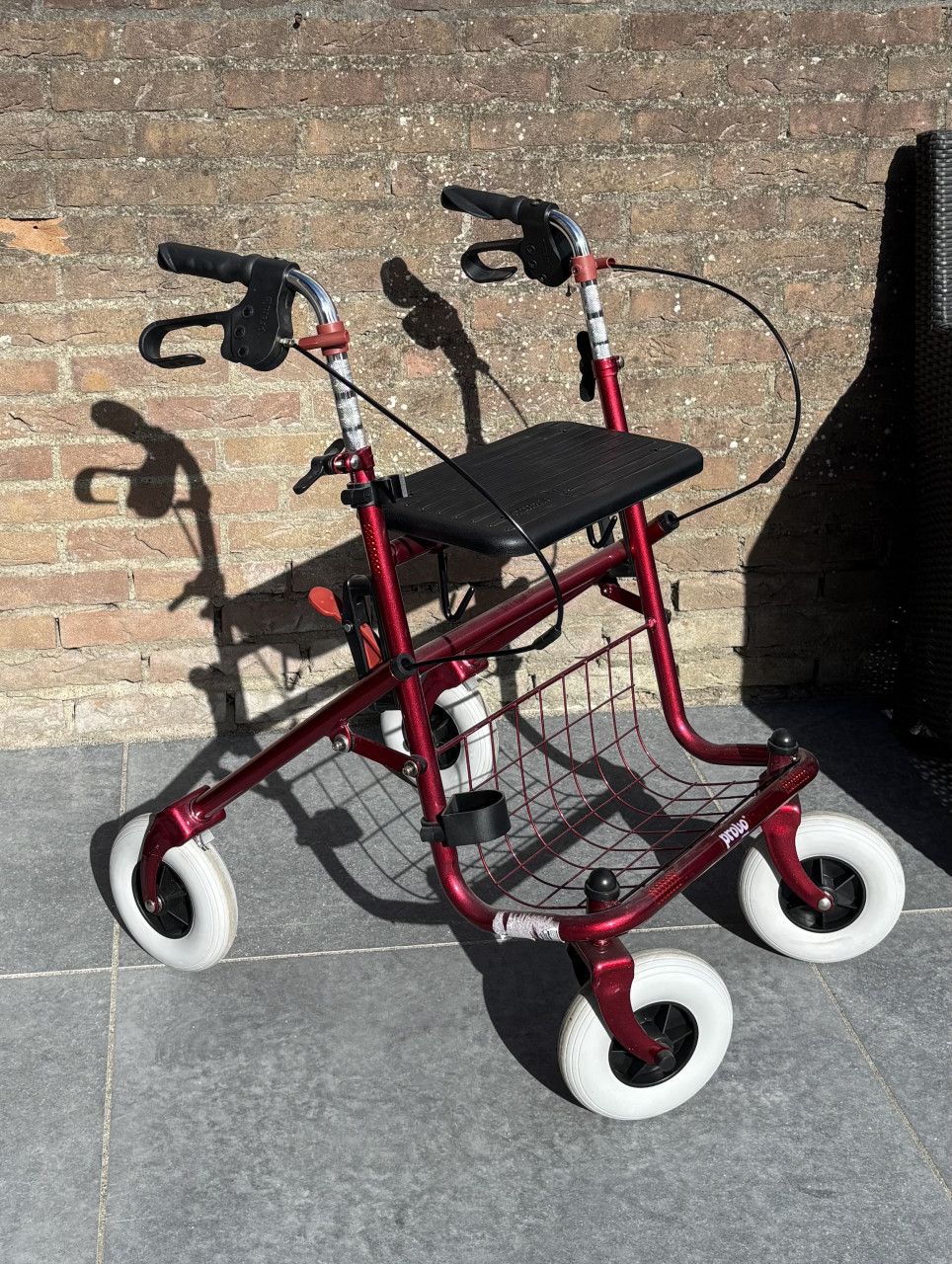 Premis Provo rollator rood (aubergine)