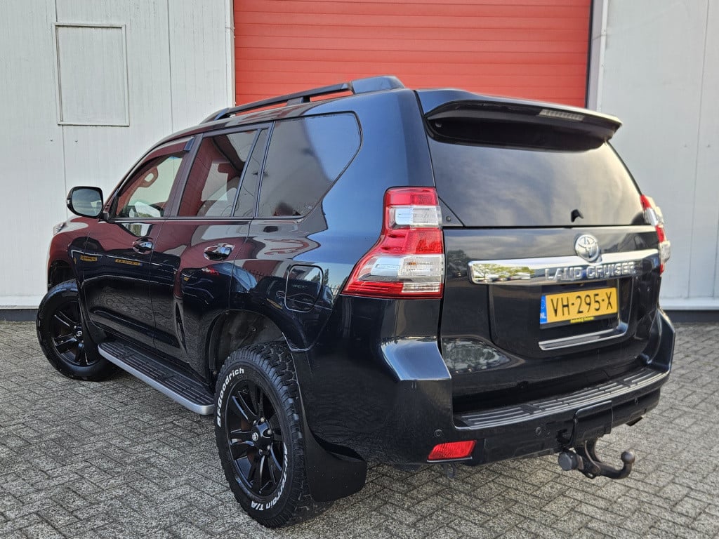 Toyota Land Cruiser 3.0 d-4d-f lx | super bijtelling! | grijs kenteken