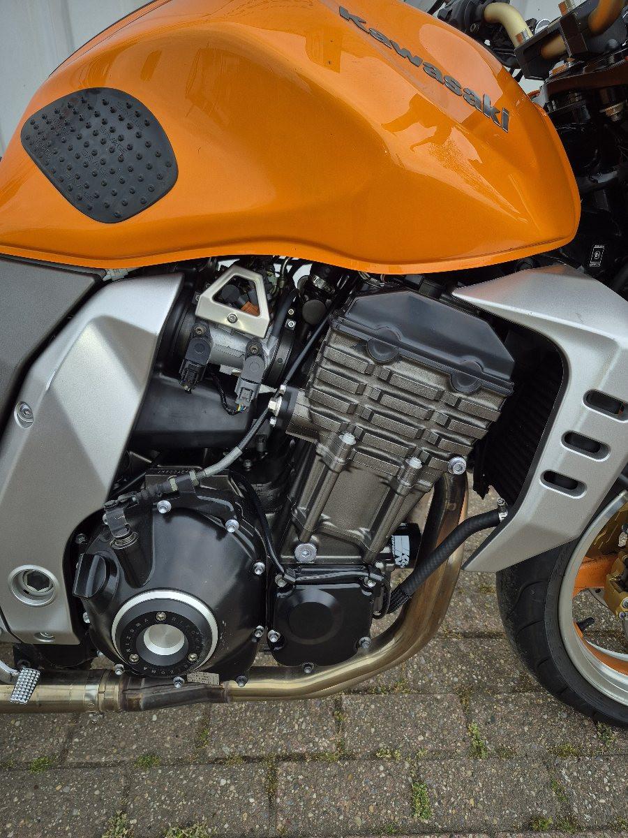 Kawasaki Z1000 Akrapovic