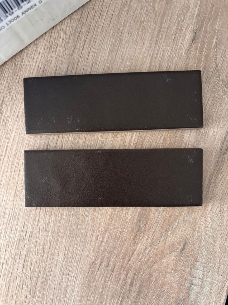 2 doosjes tegeltjes Black