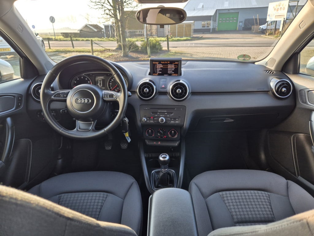 Audi A1 Sportback 1.2 tfsi connect