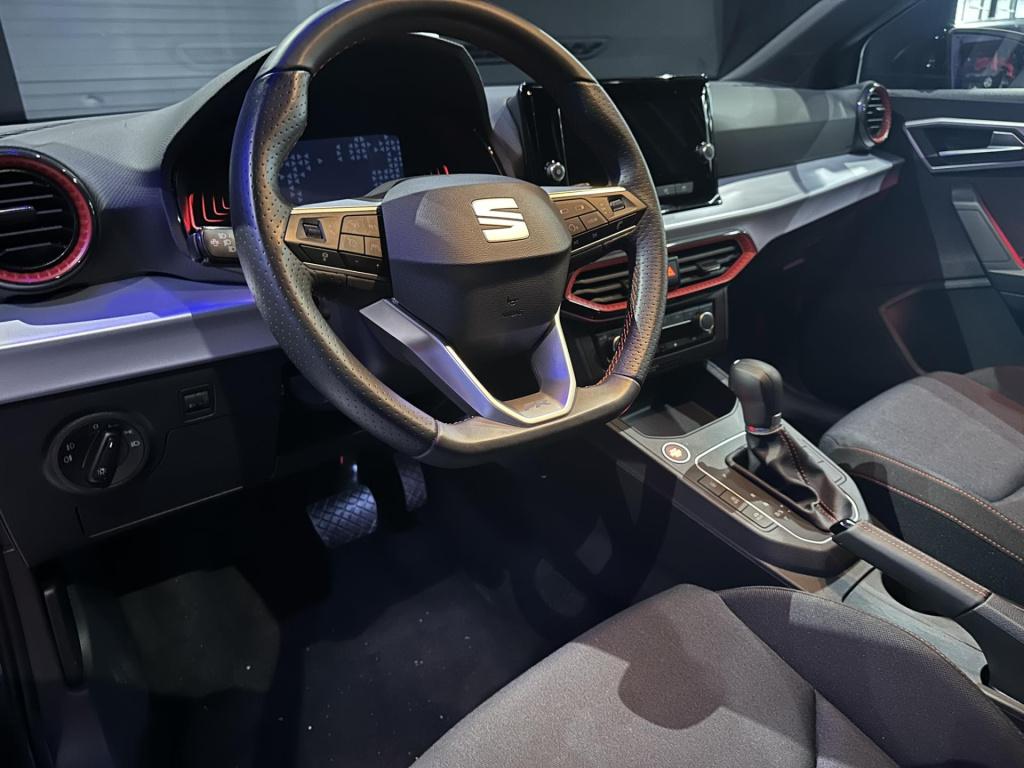 Seat Ibiza 1.0 ecotsi fr business connect *camera*keyless*winterpack*acc*le