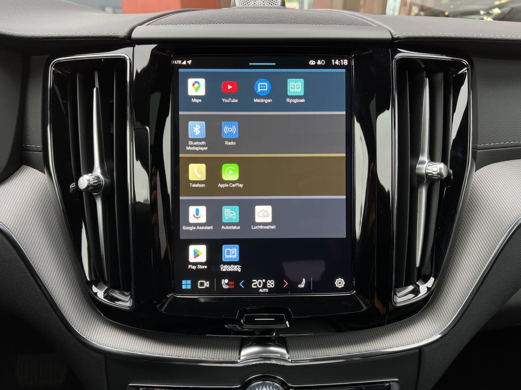 Volvo XC60 2.0 t8 awd polestar engineered | bowers&wilkins | pano | 22 inch