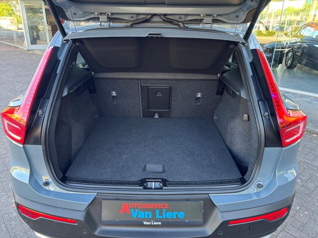 Volvo XC40 t4 plug-in hybrid 211pk aut core bright 20lm velgen| carplay|rij