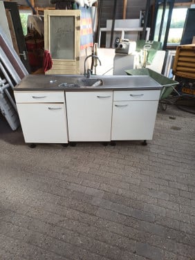 Te koop keukenblok