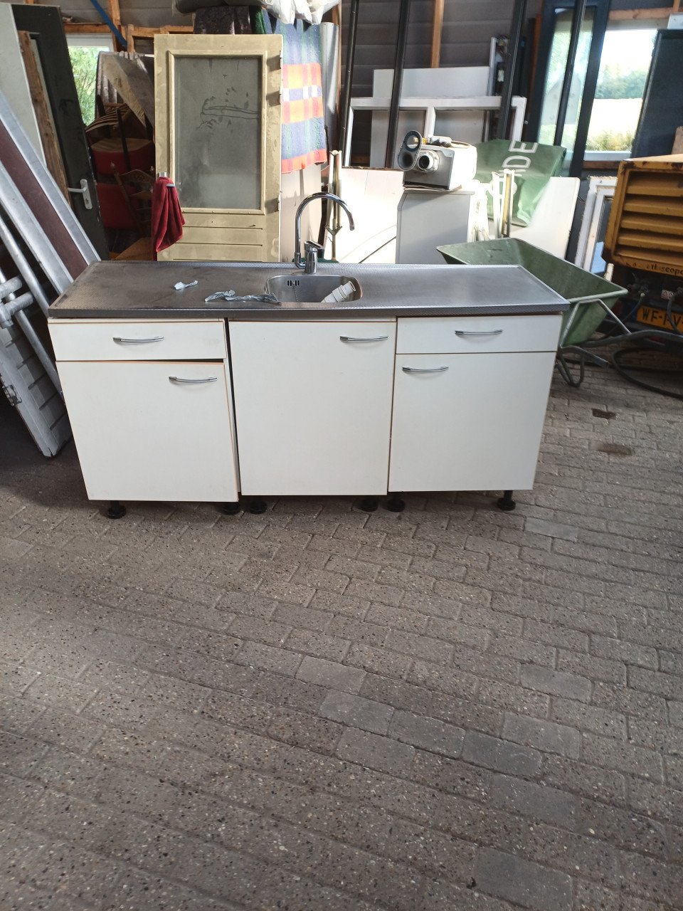 Te koop keukenblok